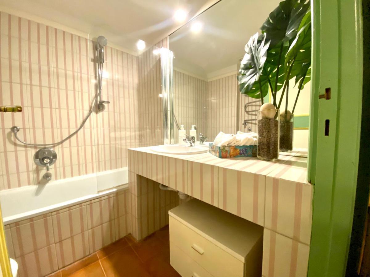 Pantheon Ancient Rome Apartment Bagian luar foto