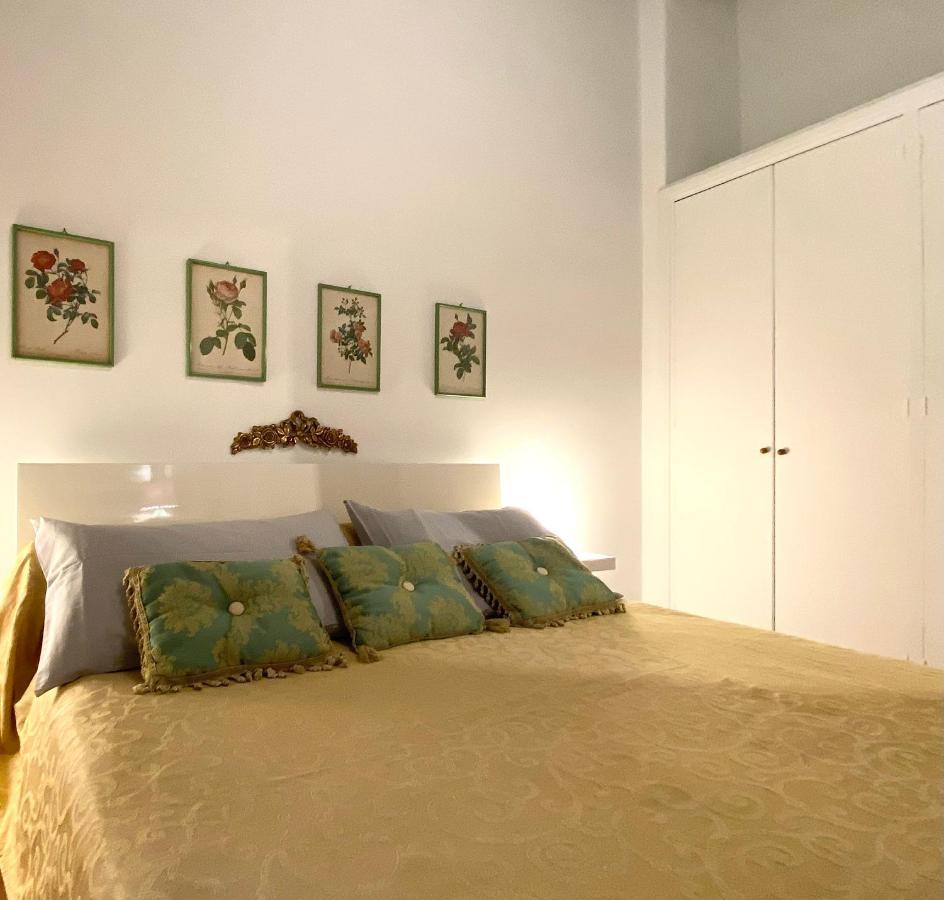Pantheon Ancient Rome Apartment Bagian luar foto