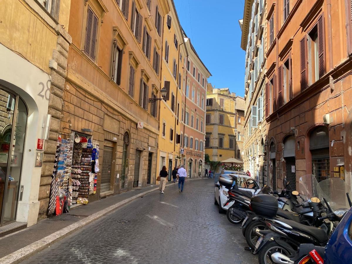 Pantheon Ancient Rome Apartment Bagian luar foto